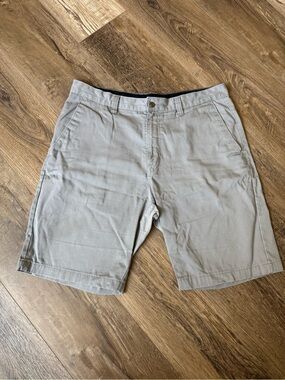 Volcom Men's Flat Front Chino Shorts - Light Gray